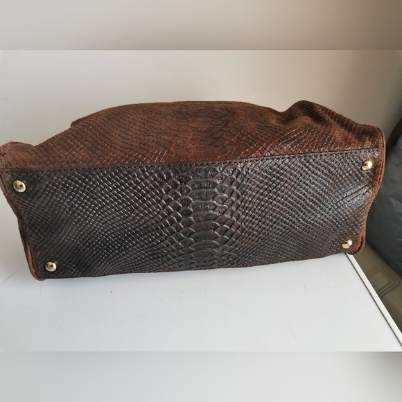 Michael Kors Embossed Python Bag - Picture 4 of 10